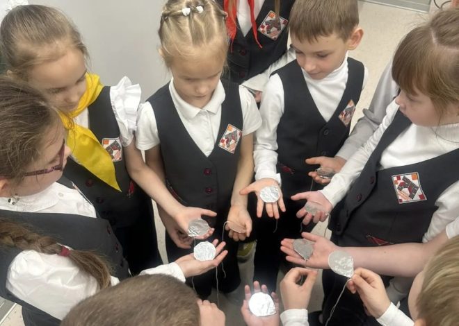 СВЕТЛЯЧКИ ПАМЯТИ