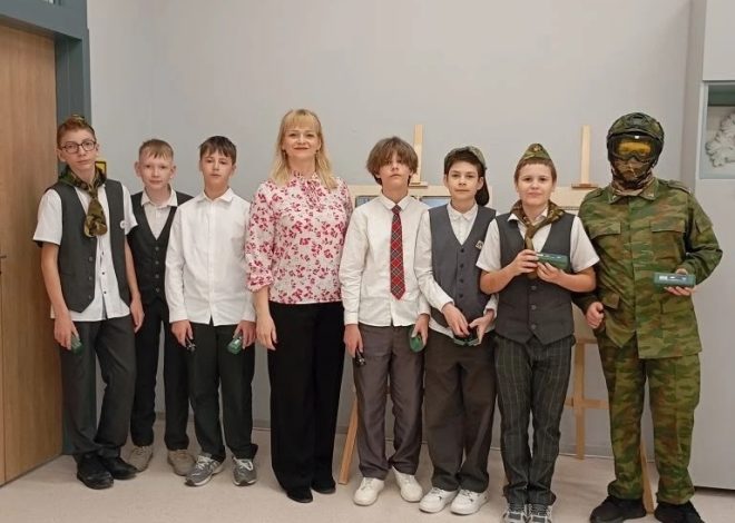 В 6 «А» классе прошел классный час, посвященный Дню Защитника Отечества