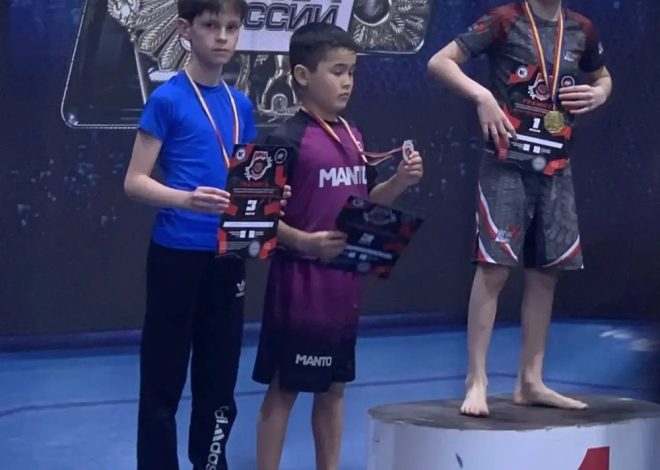 ГОРДОСТЬ ШКОЛЫ: РОМАН БОРОВИК — БРОНЗОВЫЙ ПРИЗЁР ЧЕМПИОНАТА ПО ММА!