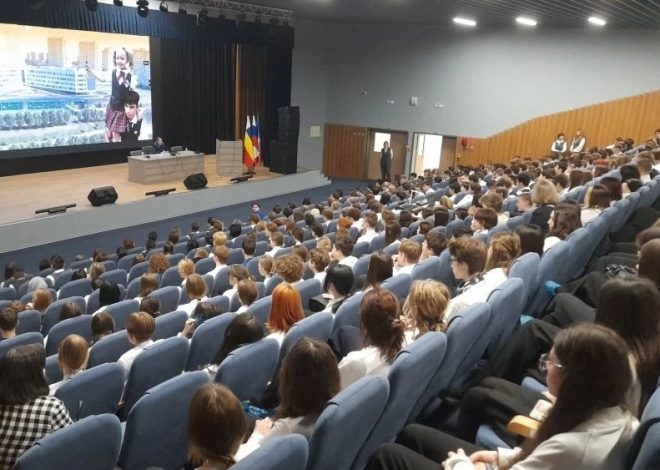 ПРОФИЛАКТИЧЕСКАЯ ВСТРЕЧА ОБУЧАЮЩИХСЯ ШКОЛ СУВОРОВСКОГО С ПРЕДСТАВИТЕЛЕМ ОБЛАСТНОЙ ПРОКУРАТУРЫ