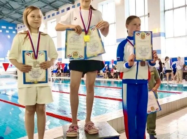 ПОБЕДА В СОРЕВНОВАНИЯХ ПО ПЛАВАНИЮ🏊‍♀️